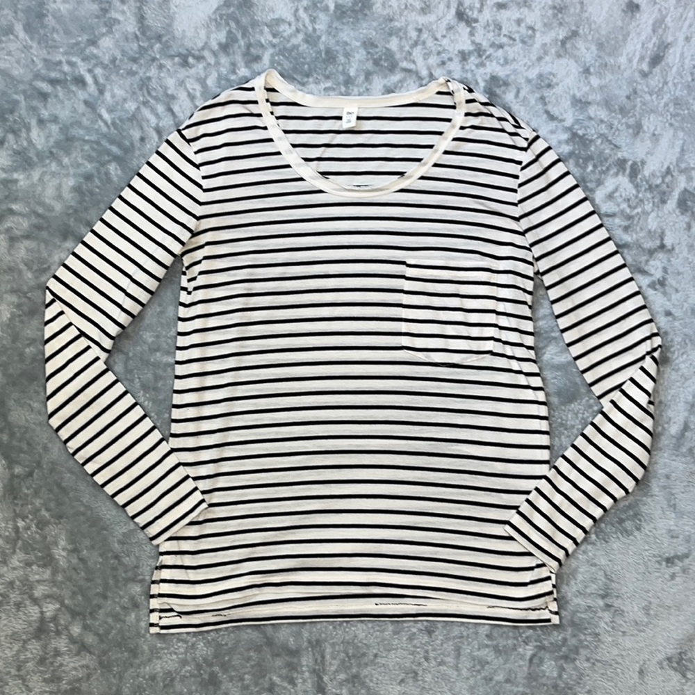 Bp Scoop Neck Long Sleeve Striped Pocket Tee